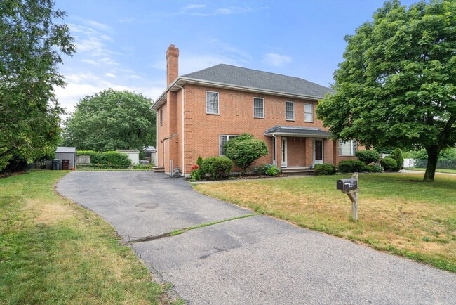 477 Sprague St