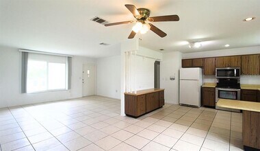 5316 Malamin Rd in North Port, FL - Building Photo - Building Photo