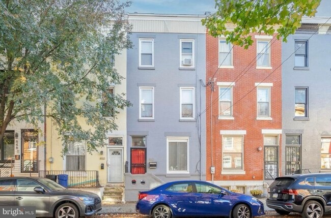 852 Perkiomen St, Unit 2 in Philadelphia, PA - Building Photo - Building Photo