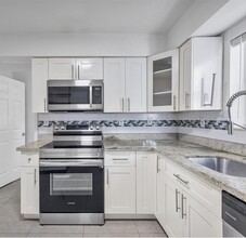 340 NW 45th St in Miami, FL - Building Photo - Building Photo