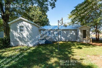 2201 14th St SW in Huntsville, AL - Building Photo - Building Photo