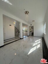2320 Diamond Head Way in Oxnard, CA - Building Photo - Building Photo