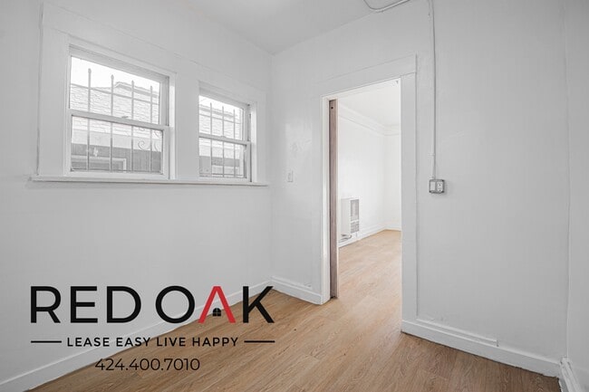 1026 W 22nd St in Los Angeles, CA - Foto de edificio - Building Photo