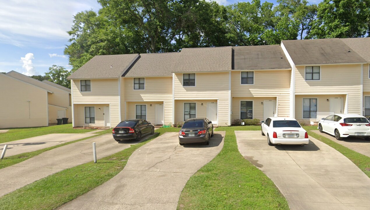 2268 Continental Ave in Tallahassee, FL - Building Photo