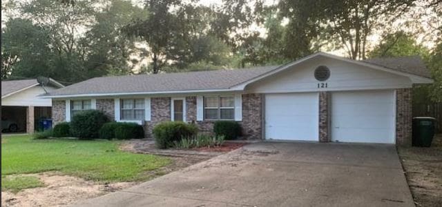 property at 121 Shamrock Dr