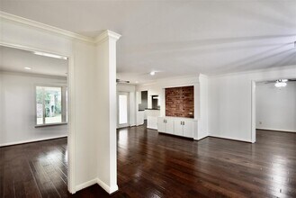 5531 Yarwell Dr in Houston, TX - Building Photo - Building Photo