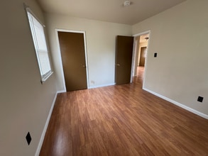 60 Jay Terrace in Vineland, NJ - Building Photo - Building Photo