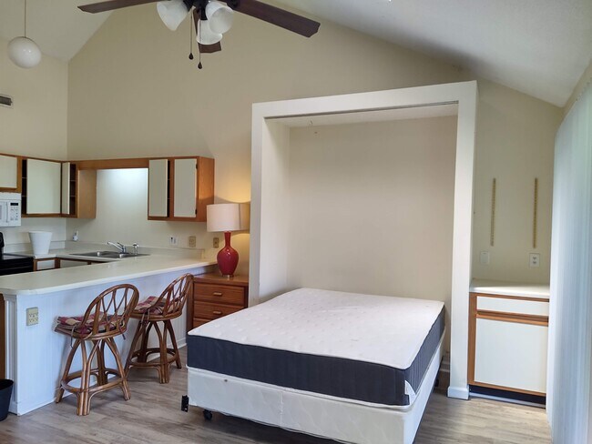 property at 510 Fairwood Lakes Dr