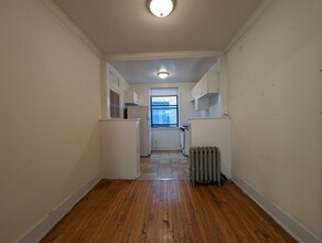 2338 N Spaulding Ave in Chicago, IL - Building Photo - Building Photo