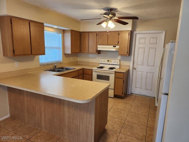 property at 1204 Diplomat Pkwy E