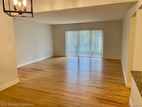 1115 N Old Woodward Ave in Birmingham, MI - Building Photo - Building Photo