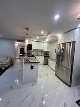 253 Burgundy Ave in Delray Beach, FL - Building Photo - Building Photo