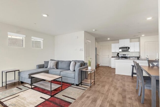 property at 1115 Meadow Sparrow Pl