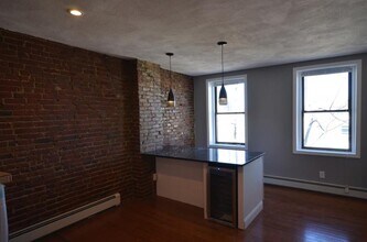 349 Sumner St, Unit 2 in Boston, MA - Building Photo - Building Photo