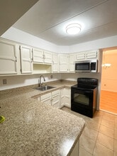 56 Oakridge Dr, Unit 56 in Langhorne, PA - Building Photo - Building Photo
