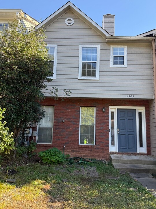 3509 Ashley Station Dr SW, Unit 3509 Ashley station Dr in Marietta, GA - Building Photo