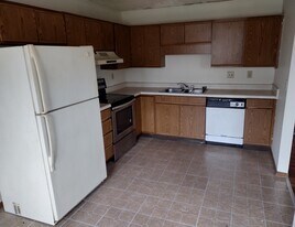 722 Gordon Smith Blvd, Unit 5