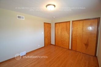 150 E Winthrop Ave in Addison, IL - Building Photo - Building Photo