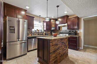 8614 Holmsley Trail in El Paso, TX - Building Photo - Building Photo