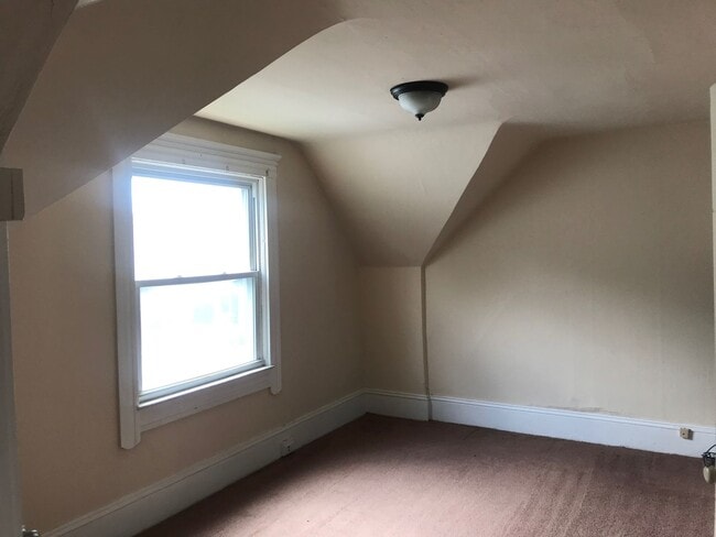 4026 Clybourne Ave in Cleveland, OH - Building Photo - Building Photo
