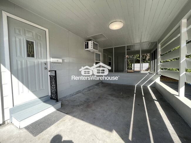 310 S Arcturas Ave in Clearwater, FL - Building Photo - Building Photo