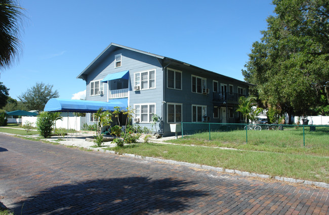 808 13th St N in St. Petersburg, FL - Building Photo - Building Photo