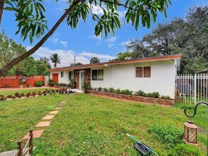 15455 N Miami Ave in Miami, FL - Building Photo - Building Photo