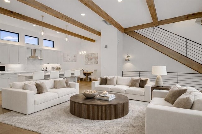 13322 Galleria Cir in Austin, TX - Building Photo - Building Photo