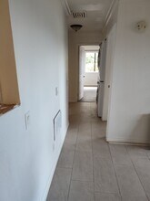 13343 Rancho Penasquitos Blvd, Unit B104 in San Diego, CA - Foto de edificio - Building Photo