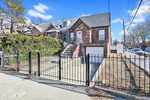 145-71 157th St in Queens, NY - Building Photo