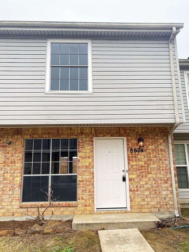 property at 8674 Glen Meadow Ln