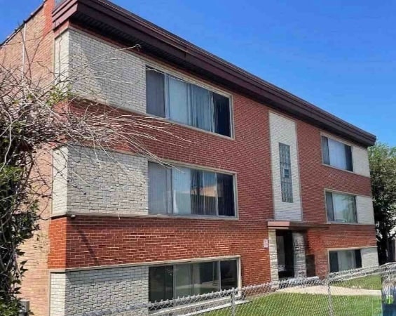 property at 3852 N Elston Ave