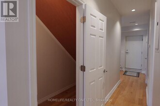 579 Gerrard St E in Toronto, ON - Building Photo - Building Photo