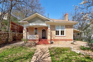 1920 Newning Ave in Austin, TX - Building Photo