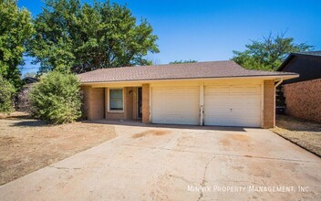 8209 Geneva Ave in Lubbock, TX - Building Photo - Building Photo