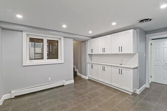 211 New York Ave in Jersey City, NJ - Building Photo - Building Photo