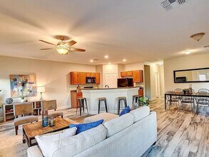 6661 Lookout Lodge Ln in North Las Vegas, NV - Building Photo - Building Photo