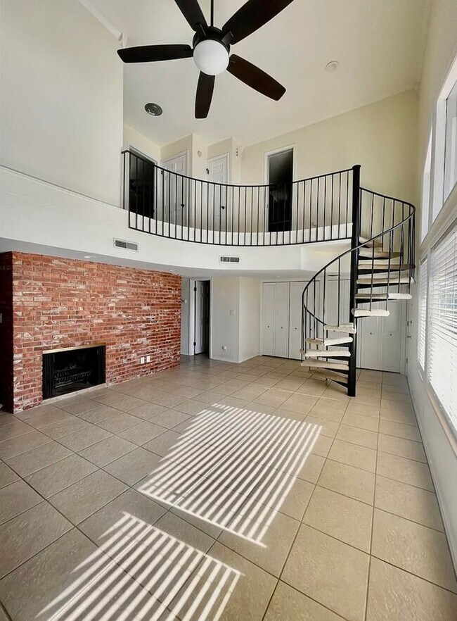 2110 Indian Dr in Enid, OK - Foto de edificio - Building Photo