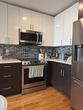 10 Taber St, Unit 304 in Boston, MA - Building Photo - Building Photo