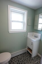 2 Malden St, Unit #2R in Malden, MA - Building Photo - Building Photo