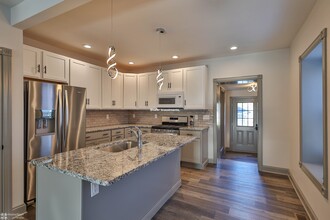 1107 Elm St in Bethlehem, PA - Building Photo - Building Photo