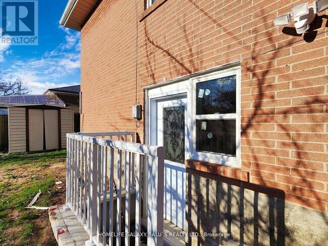 58 Milford Haven Dr in Toronto, ON - Building Photo - Building Photo
