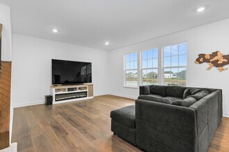 1014 Dr John Burkey Dr in Algonquin, IL - Building Photo - Building Photo