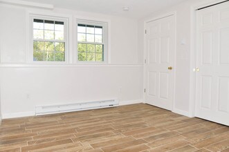 152 Main St, Unit 11 in Sturbridge, MA - Building Photo - Building Photo