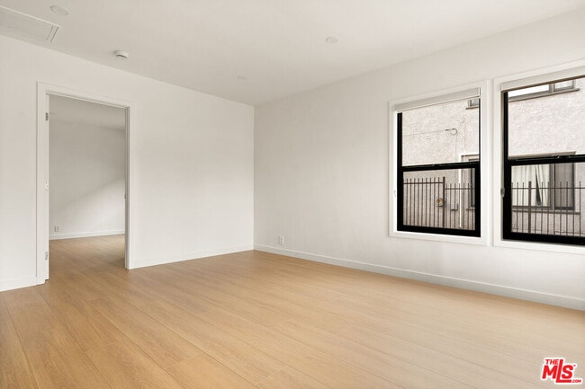 1614 Hauser Blvd in Los Angeles, CA - Building Photo - Building Photo