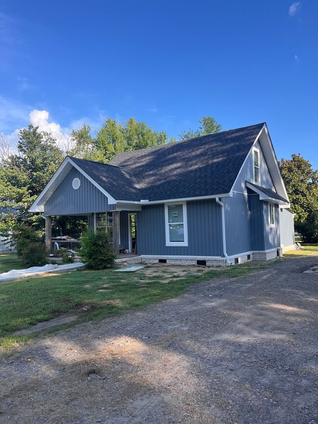 property at 703 NE 1st St