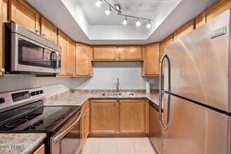 8256 E Arabian Trail in Scottsdale, AZ - Building Photo - Building Photo