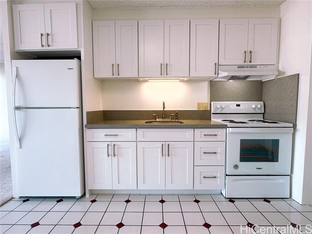 property at 1655 Makaloa St