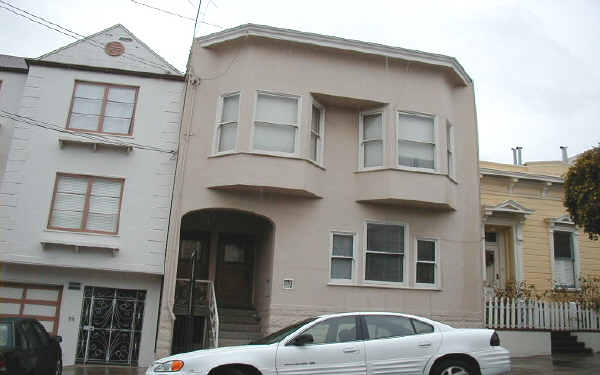 2946-2948 Octavia St in San Francisco, CA - Foto de edificio