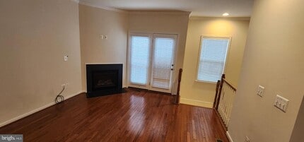 21764 Harroun Terrace in Ashburn, VA - Building Photo - Building Photo